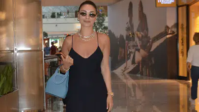 Hazal Filiz Küçükköse İstinyePark'ta görüntülendi: Yaz sezonunu kapatmadı