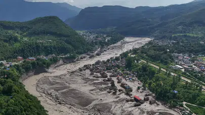 Nepal'de sel felaketi: 7 kişi yaşamını yitirdi, yüzlerce kişiden haber alınamıyor