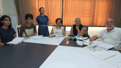 Burhaniye'de Yunanca kursu açıldı