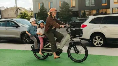 Aileler için tasarlandı: 100 Km menzilli elektrikli kargo bisikleti satışta
