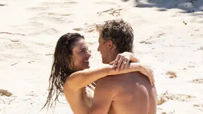 Alessandra Ambrosio’dan romantik sürpriz: sahilde gelen evlilik teklifi