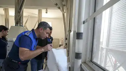 Mersin’de mide bulandıran görüntüler! Silolardan çıkanlar ekipleri bile şok etti