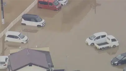 Tokyo yakınlarında alarm: Rekor yağış 4 can aldı, binlerce kişi mahsur kaldı