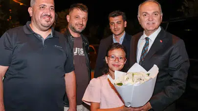 Düzce'de mahalle buluşmaları sürüyor: Başkan Özlü Konuralp sakinleriyle bir araya geldi