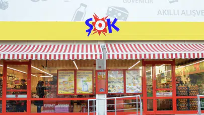 ŞOK Marketler Rio domatesleri laboratuvarda analiz ederek raflara çıkardı