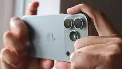 iPhone kamera arayüzünde devrim: Yıllardır beklenen özellik iOS 27 ile geliyor!