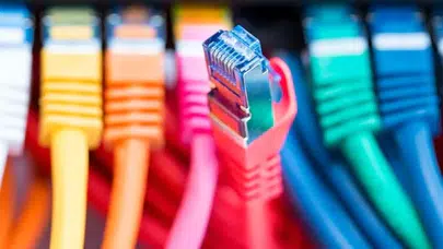 Kablo uzadıkça hız düşer mi? İşte internet bağlantısındaki kritik mesafe sınırı!