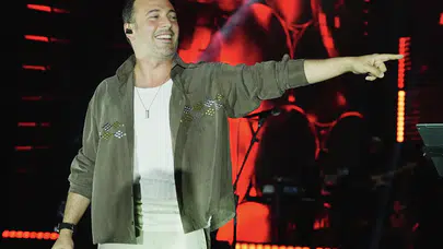 Oğuzhan Koç Kayseri Kültür Yolu Festivali'nde sahne aldı