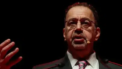 Ekonomi profesöründen korkutan kehanet: Yapay zeka dünyayı ikiye bölecek!