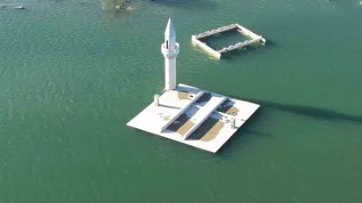Kars'ta baraj suları çekildi eski köy gün yüzüne çıktı