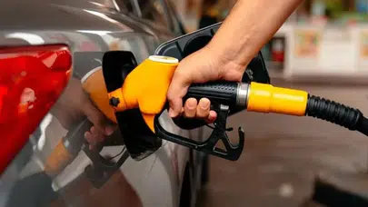 2 Eylül benzin ve motorin fiyatları: Akaryakıta zam geldi mi, gece yarısı değişecek mi?