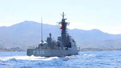 Girne açıklarında alabora olan gemi için TCG Işın arama çalışmalarını başlattı