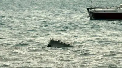 Atlantik'te göçmen dramı: 128 kişiyi taşıyan tekne alabora oldu