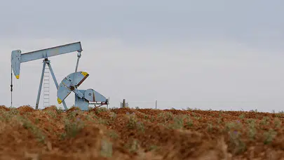 ABD-İran hattında tırmanan gerilim petrolde aşağı yönlü baskıyı frenledi