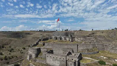Tarihin doğudaki mühürlü kapısı: Kars Kalesi yüzyıllara meydan okuyor