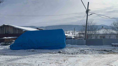 Kastamonu’da soğukla mücadele… Ateş yaktı, minibüs alev topuna döndü!