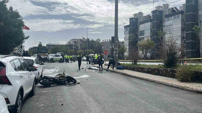 Alanya’da feci motosiklet kazası: Gençlik yol kenarında, umutlar asfaltta kaldı!