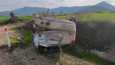Bilecik’te feci kaza: Direksiyon hakimiyetini kaybetti, araç takla attı!