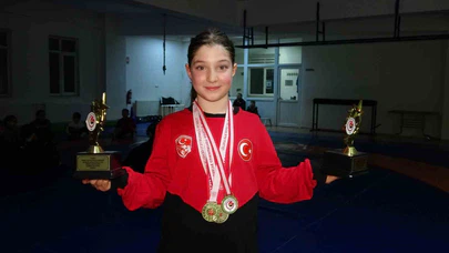 Yetenek taramasından milli kampa: Asya Örnek 10 yaşında güreşte Türkiye şampiyonu oldu