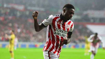 Fenerbahçe’de Musaba resmen tescillendi: Kanat rotasyonuna yeni hamle geldi