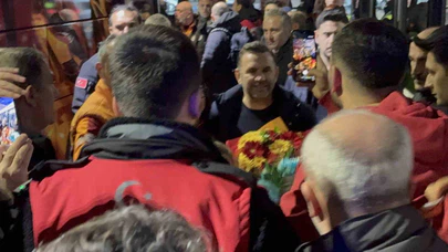 Galatasaray Muğla’ya indi: Fethiye deplasmanı öncesi meşaleler yandı