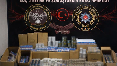 İzmir’de film gibi baskın... Cephanelik ve uyuşturucu dolu depo çökertildi!