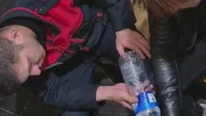 Bir anlık dalgınlık yüzünden itfaiyelik oldu... Parmağındaki yüzük neredeyse canından ediyordu!