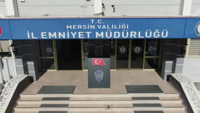 Araç teybinden kalaşnikof çıktı: Mersin’de büyük operasyon!