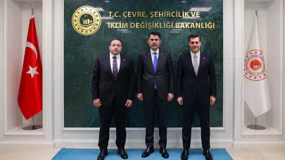 Murat Kurum Üsküdar Belediye Başkan Vekili Gültekin'i kabul etti