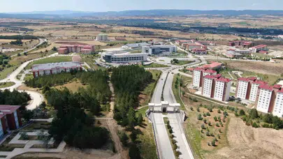 İşitme engelliler ve hijyen için çifte başarı: Kastamonu Üniversitesi buluş fuarında gümüş ve bronz madalya