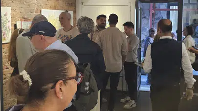 Su Yücel'in "Şehrin Gözbebekleri" sergisi Galeri Diani'de açıldı