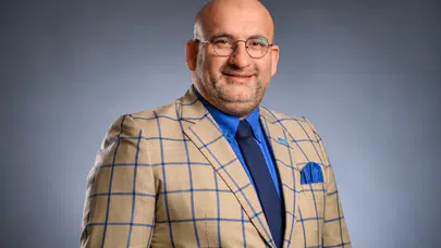 TİGAD Genel Başkanı Okan Geçgel'den 21 Ekim Gazeteciler Bayramı mesajı: 'Basından tasarruf olmaz, gazetecilerin emeği görmezden gelinemez!'