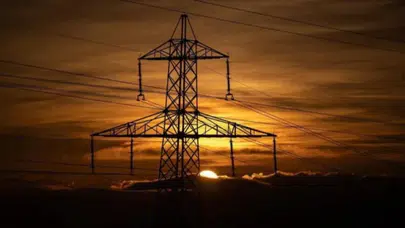 İzmir elektrik kesintisi ne zaman bitecek, 8 Ekim Perşembe hangi ilçelerde elektrikler kesilecek ve saat kaçta gelecek?