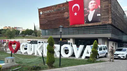 Çukurova Belediyesi operasyonunda kimler gözaltında? Suçlamalar ne, tutuklu var mı, Emrah Kozay neden gözaltında?