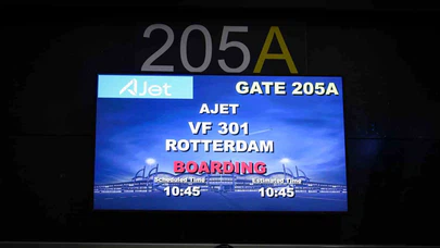 AJet’in İstanbul-Rotterdam seferleri başladı