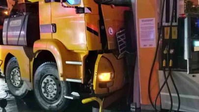 Gece yarısı kabusuna ramak kala... Vinç kazası yürek hoplattı, facia teğet geçti!