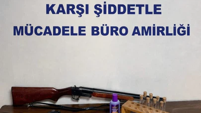 Çok sayıda suç kaydı bulunan şüphelinin evinden silah ve uyuşturucu çıktı