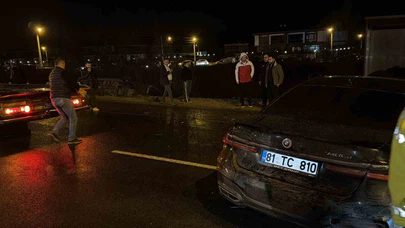 Düzce’de otomobil halk otobüsü ile çarpıştı: 5 yaralı