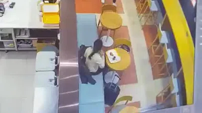 Restoranda nefesler tutuldu, garson saniyelerle yarıştı! O anlar kameraya yansıdı...