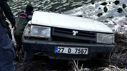 Kahramanmaraş'ta direksiyon ölüm getirdi, 78 yaşındaki sürücü gölette can verdi!