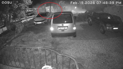 Hatay’da ölümle burun buruna... Hafriyat kamyonu uçuruma böyle yuvarlandı!