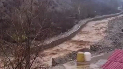 Kayseri’de sağanak sele neden oldu