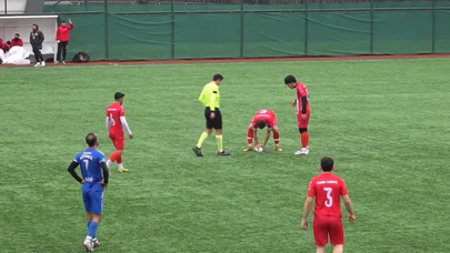 Maç esnasında top çarpan martı, kalp masajıyla hayata döndü