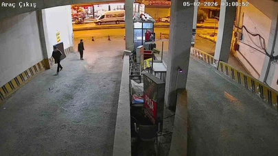 Adana’da 'Gezmeye' çaldılar! Pes dedirten pişkinlik anbean kamerada...