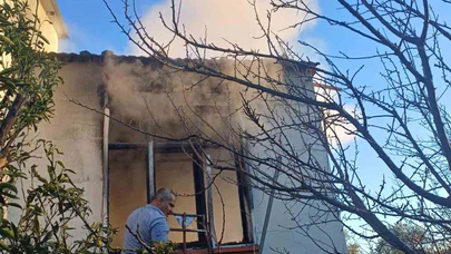 Eşi dışarıdaydı… 84 yaşındaki kadın alevlerin arasında kaldı!