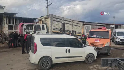 Tamir ettikleri kamyonun kasası üzerlerine düştü: 2 ölü 1 yaralı