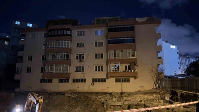 Bahçelievler’de inşaat çalışmasında zemininde boşluk oluşan 4 katlı bina mühürlendi