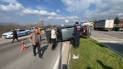 Bolu’da D-100’de feci kaza: 6’sı çocuk 9 kişi yaralandı
