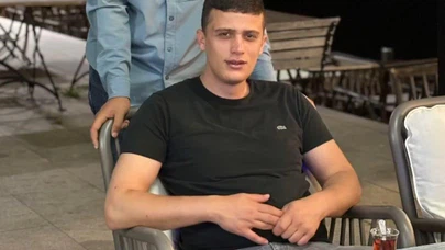 Bir masa, 5 saldırgan, 2 ölüm... Güvenlik kamerası görüntüleri gerçeği ortaya çıkardı!