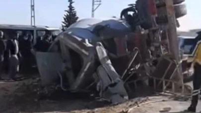 Gaziantep’te korkunç çarpışma... Beton mikseri karşı şeride savruldu, facia kaçınılmaz oldu!